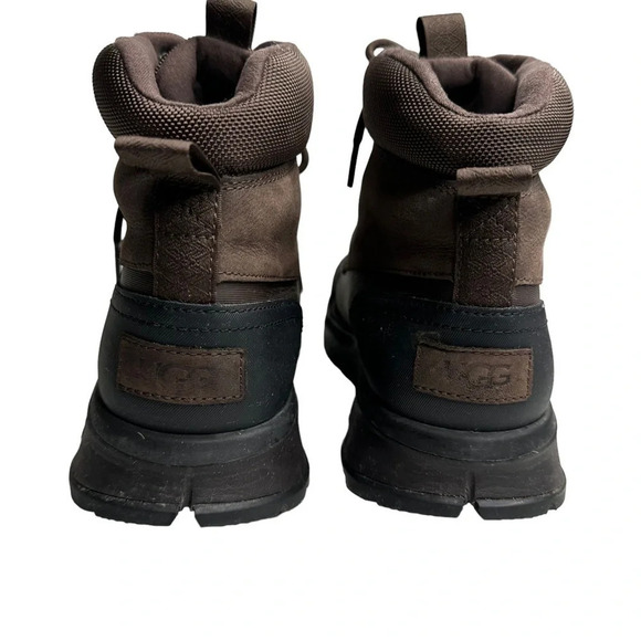 UGG Men\'s Emmett Cold Weather Duck Boots in Stout.  Sz: 8 main image 7